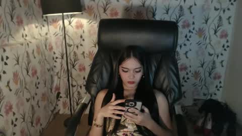 Snapshot of imyourlegalbaby chatting on 11, 3, 2025 Aki online show from 11, 3, 2025