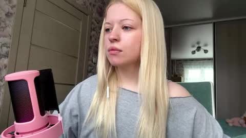 Snapshot of inamillsap chatting on 1, 3, 2026 Lola online show from 1, 3, 2026