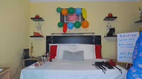 Snapshot of inannalove chatting on 8, 2, 2025 inannalove online show from 8, 2, 2025