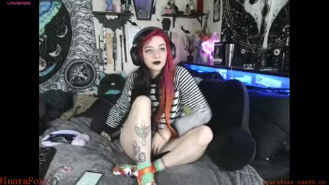 Inarafoxx online show from 21, 1, 2025