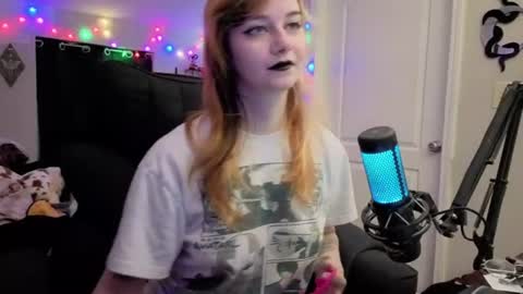 Inarafoxx online show from 28, 7, 2026