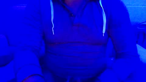 Inchesofhappiness7 online show from 26, 11, 2025