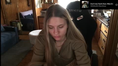 Snapshot of incognitoqueen chatting on 23, 12, 2024 Carter online show from 23, 12, 2024