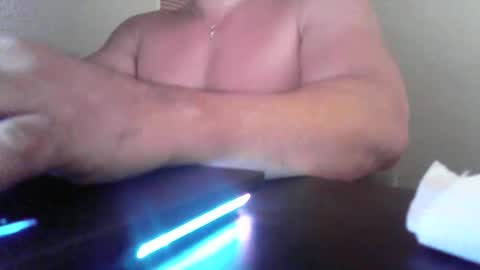 Snapshot of incrediblesexy10 chatting on 10, 5, 2026 IncredibleSexy online show from 10, 5, 2026