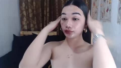 indestructabletrixie online show from 25, 1, 2025