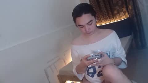 indestructabletrixie online show from 19, 2, 2026