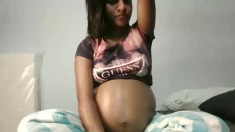 Snapshot of indian_ezzy chatting on 21, 10, 2025 indian_ezzy online show from 21, 10, 2025