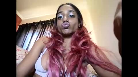 Snapshot of indian_succubus chatting on 10, 5, 2026 Perky baby online show from 10, 5, 2026