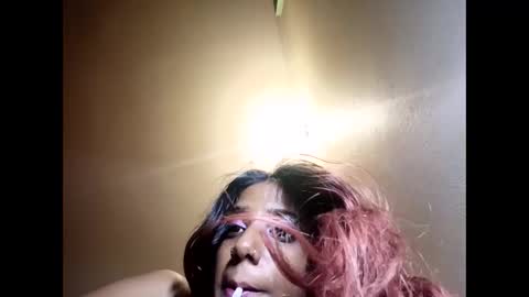 Snapshot of indian_succubus chatting on 24, 5, 2026 Perky baby online show from 24, 5, 2026