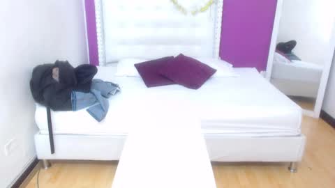 Snapshot of indian_whore18 chatting on 10, 3, 2025 indian_whore18 online show from 10, 3, 2025