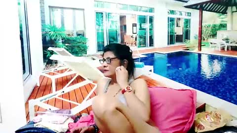 Snapshot of indianallure chatting on 30, 12, 2024 Femiez online show from 30, 12, 2024