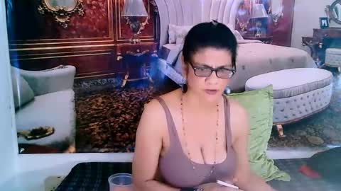 Snapshot of indianallure chatting on 31, 1, 2025 Femiez online show from 31, 1, 2025