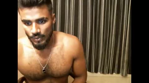 Snapshot of indianbull2023 chatting on 9, 5, 2026 indian slim boy with big for u online show from 9, 5, 2026