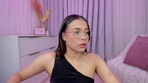 Snapshot of indiancutie_ chatting on 29, 12, 2024 MIA online show from 29, 12, 2024