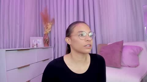 Snapshot of indiancutie_ chatting on 6, 3, 2025 MIA online show from 6, 3, 2025