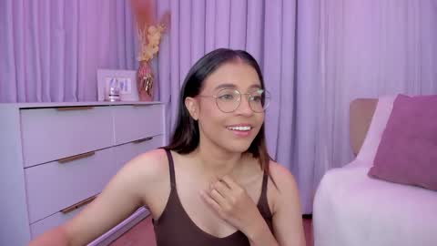 Snapshot of indiancutie_ chatting on 8, 3, 2025 MIA online show from 8, 3, 2025