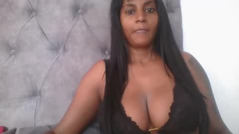 Snapshot of indianjasmin chatting on 3, 12, 2024 priya online show from 3, 12, 2024