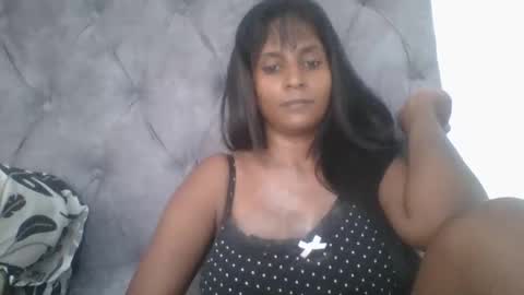Snapshot of indianjasmin chatting on 12, 1, 2025 priya online show from 12, 1, 2025