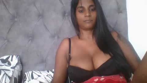 Snapshot of indianjasmin chatting on 13, 1, 2025 priya online show from 13, 1, 2025
