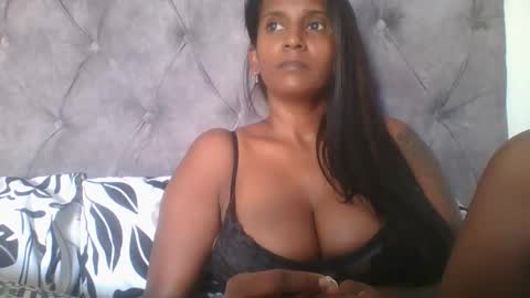 Snapshot of indianjasmin chatting on 12, 2, 2025 priya online show from 12, 2, 2025