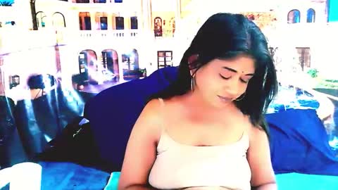 Mika online show from 15, 10, 2025