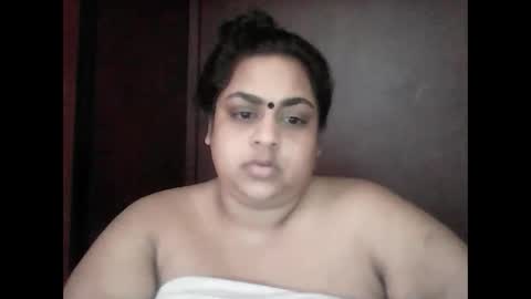 indianpooja1027 online show from 17, 4, 2026