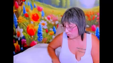 Snapshot of indianroxy27 chatting on 24, 4, 2026 indianroxy27 online show from 24, 4, 2026