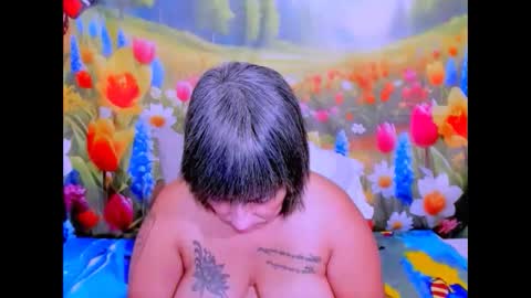 Snapshot of indianroxy27 chatting on 30, 4, 2026 indianroxy27 online show from 30, 4, 2026