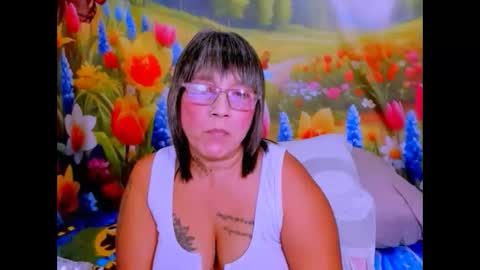 Snapshot of indianroxy27 chatting on 4, 5, 2026 indianroxy27 online show from 4, 5, 2026