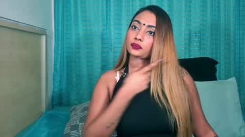 Snapshot of indiansecretlove20 chatting on 18, 5, 2026 goddess online show from 18, 5, 2026