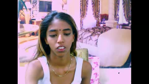Snapshot of indiansexyslender4u2luv chatting on 9, 3, 2025 indiansexyslender4u2luv online show from 9, 3, 2025