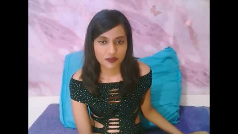 Snapshot of indianskies chatting on 26, 4, 2026 Sky online show from 26, 4, 2026