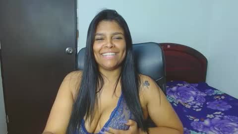 Snapshot of indica_18 chatting on 4, 12, 2024 Aleja vallejo online show from 4, 12, 2024