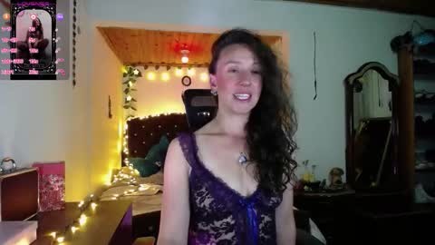 Indigo Wild  online show from 26, 11, 2025