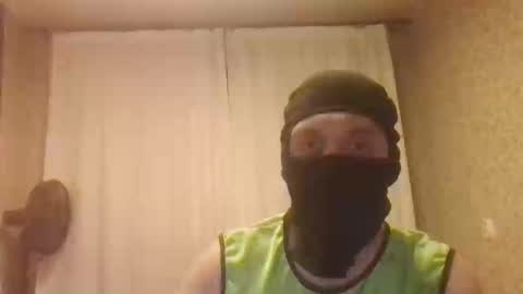 Snapshot of individone chatting on 1, 12, 2025 Indi online show from 1, 12, 2025