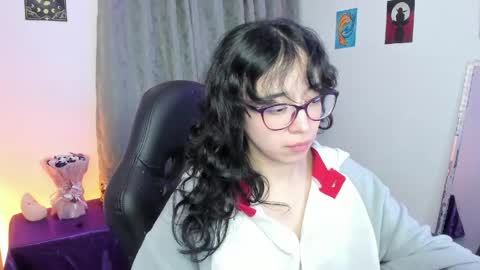 Snapshot of indra_cam chatting on 5, 5, 2026 Diana online show from 5, 5, 2026
