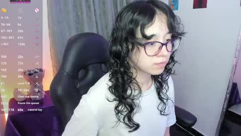 Snapshot of indra_cam chatting on 7, 5, 2026 Diana online show from 7, 5, 2026