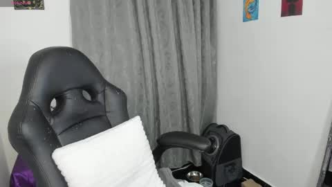 Snapshot of indra_cam chatting on 31, 5, 2026 Diana online show from 31, 5, 2026