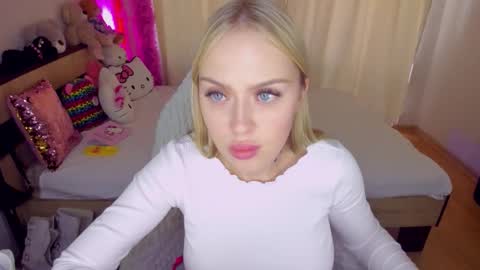 Indy Kally online show from 3, 10, 2025