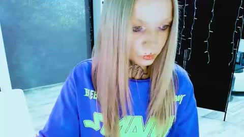 Snapshot of inesdesire chatting on 16, 9, 2025 InesDesire online show from 16, 9, 2025