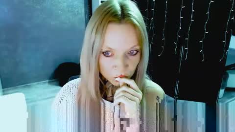 Snapshot of inesdesire chatting on 24, 9, 2025 InesDesire online show from 24, 9, 2025