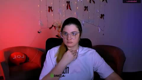 inga_gree online show from 4, 2, 2026