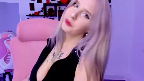 Snapshot of ingannamorte18 chatting on 29, 9, 2025 Roki online show from 29, 9, 2025