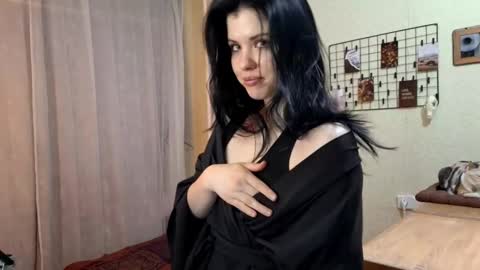 Mia online show from 25, 3, 2026