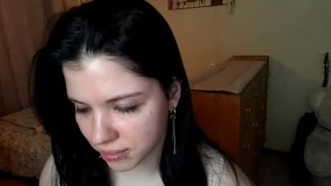 Mia online show from 13, 4, 2026