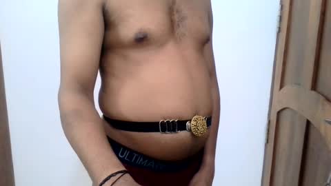 Snapshot of ingloriousuncut chatting on 21, 7, 2026 Inglorious Hairy Uncut online show from 21, 7, 2026