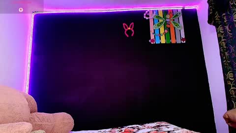 Ingrid Zese online show from 6, 4, 2026