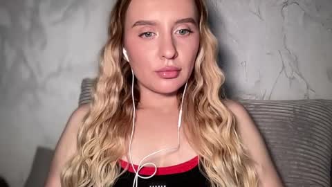 iniva05 online show from 6, 5, 2026
