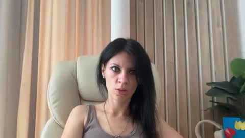 Snapshot of injaathome chatting on 2, 7, 2026 InjaAtHome online show from 2, 7, 2026