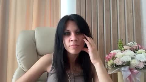 Snapshot of injaathome chatting on 13, 7, 2026 InjaAtHome online show from 13, 7, 2026